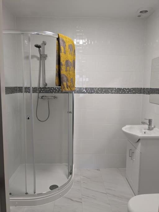 South Cliff Loft Apartment Скарбъро Екстериор снимка